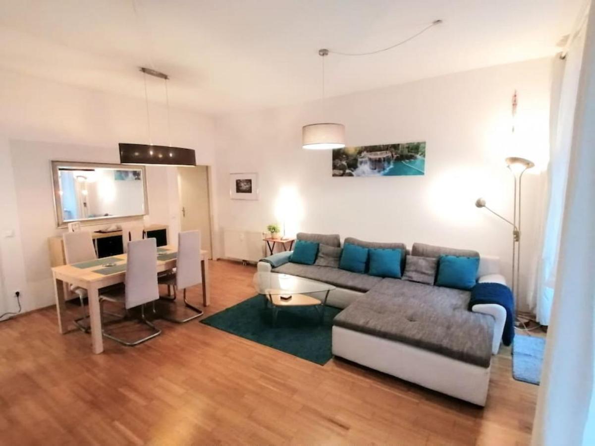 Nd Exquisites Wundervolles Ruhiges Terrassenapartment Mit Garage Wenen Buitenkant foto