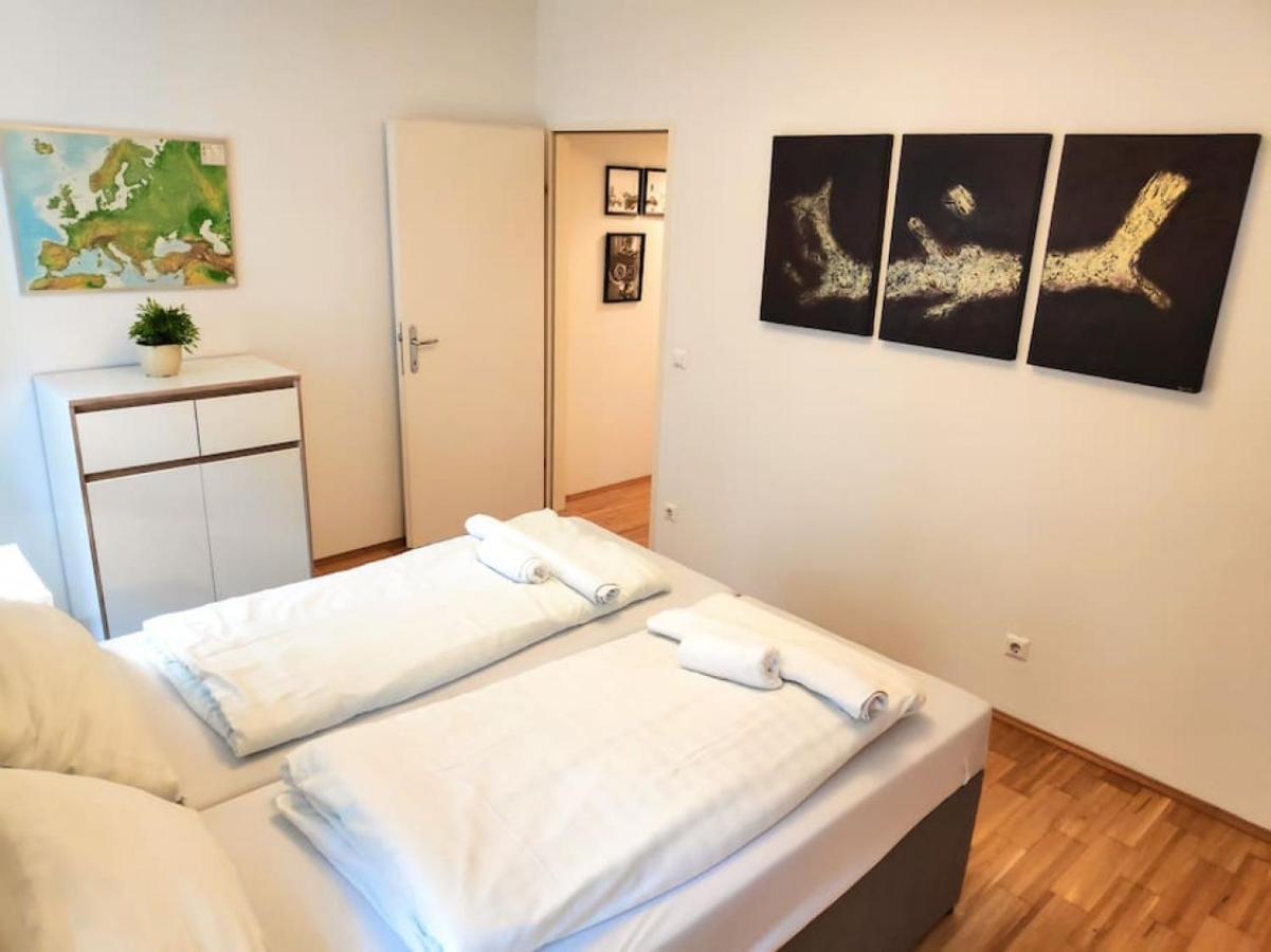 Nd Exquisites Wundervolles Ruhiges Terrassenapartment Mit Garage Wenen Buitenkant foto