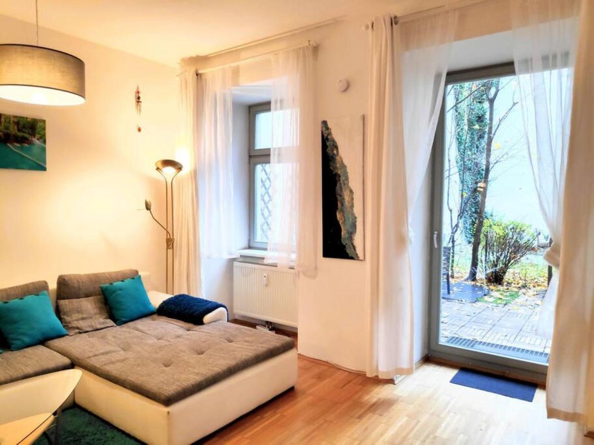 Nd Exquisites Wundervolles Ruhiges Terrassenapartment Mit Garage Wenen Buitenkant foto