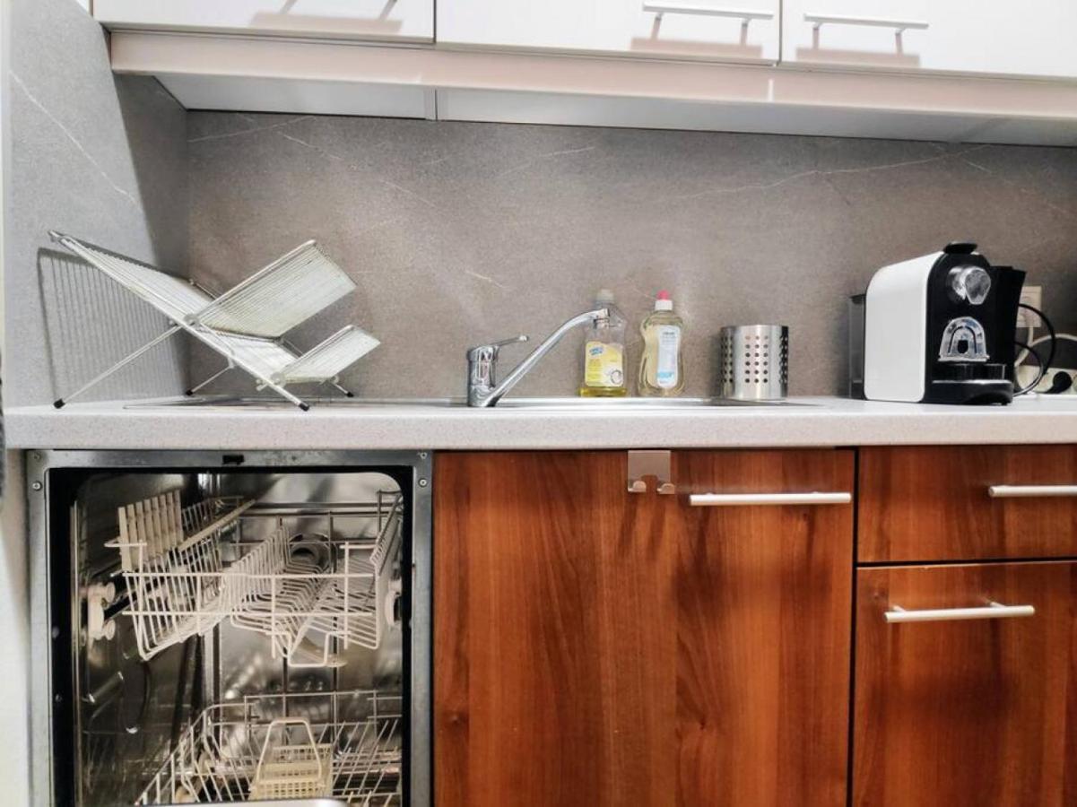 Nd Exquisites Wundervolles Ruhiges Terrassenapartment Mit Garage Wenen Buitenkant foto