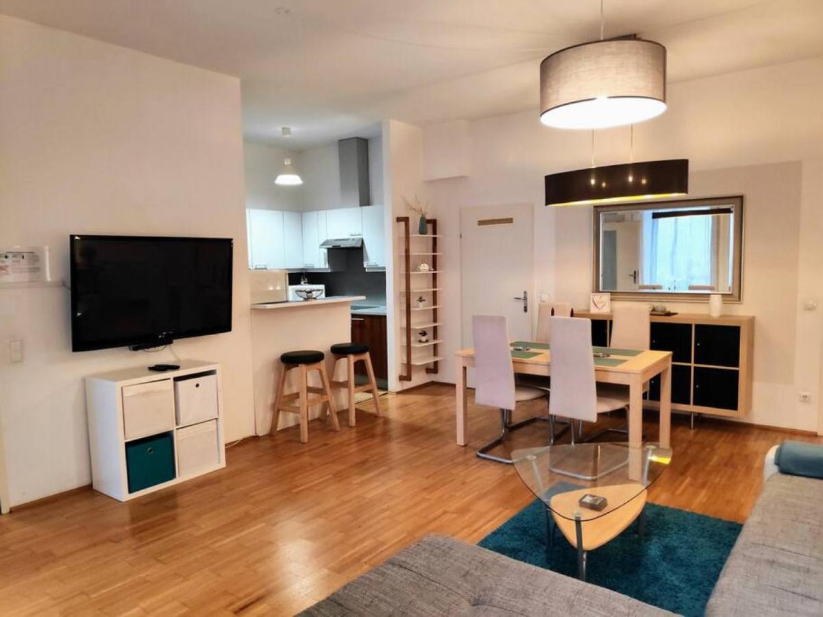 Nd Exquisites Wundervolles Ruhiges Terrassenapartment Mit Garage Wenen Buitenkant foto