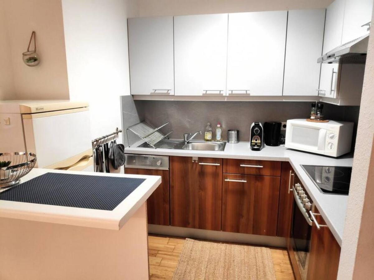 Nd Exquisites Wundervolles Ruhiges Terrassenapartment Mit Garage Wenen Buitenkant foto