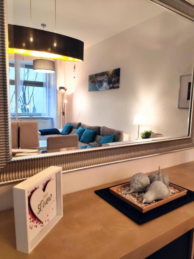 Nd Exquisites Wundervolles Ruhiges Terrassenapartment Mit Garage Wenen Buitenkant foto