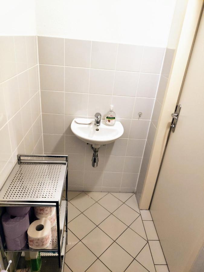 Nd Exquisites Wundervolles Ruhiges Terrassenapartment Mit Garage Wenen Buitenkant foto